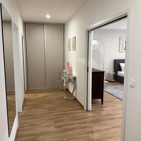 Veleslaveenka Appartement *