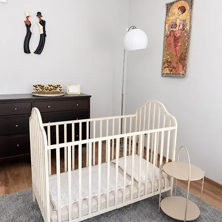 Veleslaveenka - Spacious In Old Town * Plzen