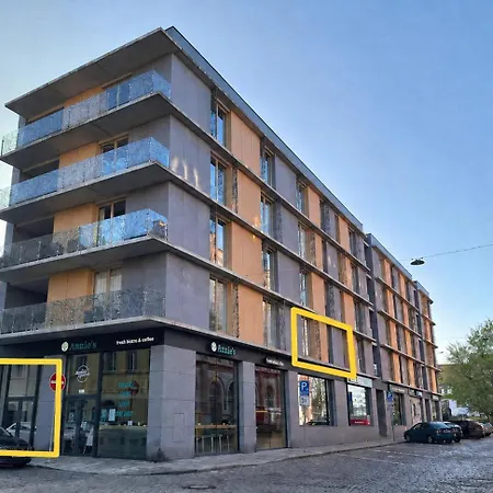 Apartment Veleslaveenka - Spacious In Old Town Plzen