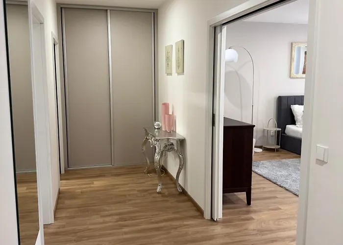 Veleslaveenka Appartement *