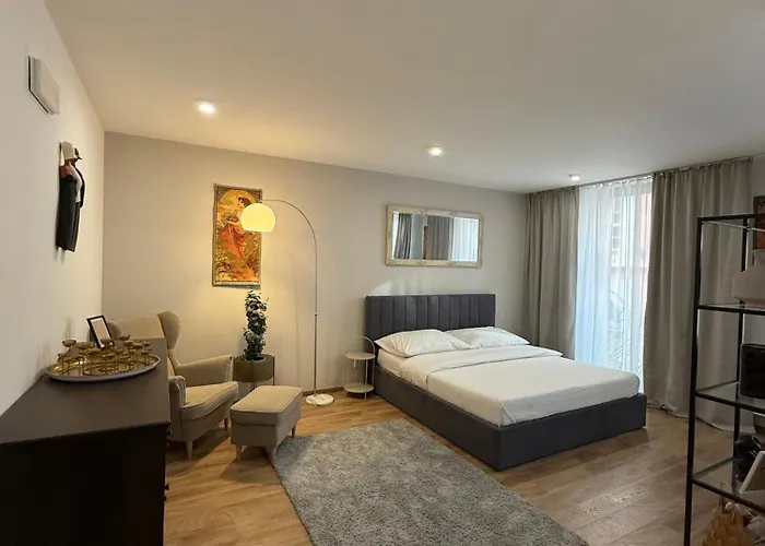 Veleslaveenka Apartman *